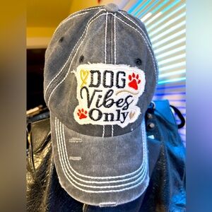 Distressed Dog lovers hat unisex